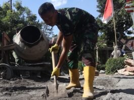 Pembangunan Irigasi TMMD ke-129 Terus Berlanjut, Satgas Maksimalkan Kualitas Adonan Beton