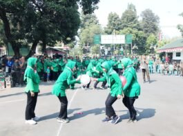Persit KCK Cabang XXXV Dim 0821/Lumajang Meriahkan HUT ke-81 Kemerdekaan RI di Makodim